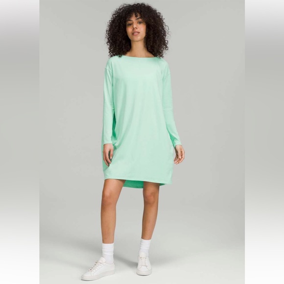 Tops - Lululemon Back in Action Long Sleeve Dress
Wild Mint